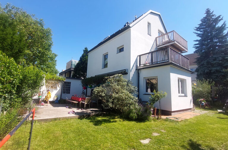 Foto von einem Einfamilienhaus von Dimarili